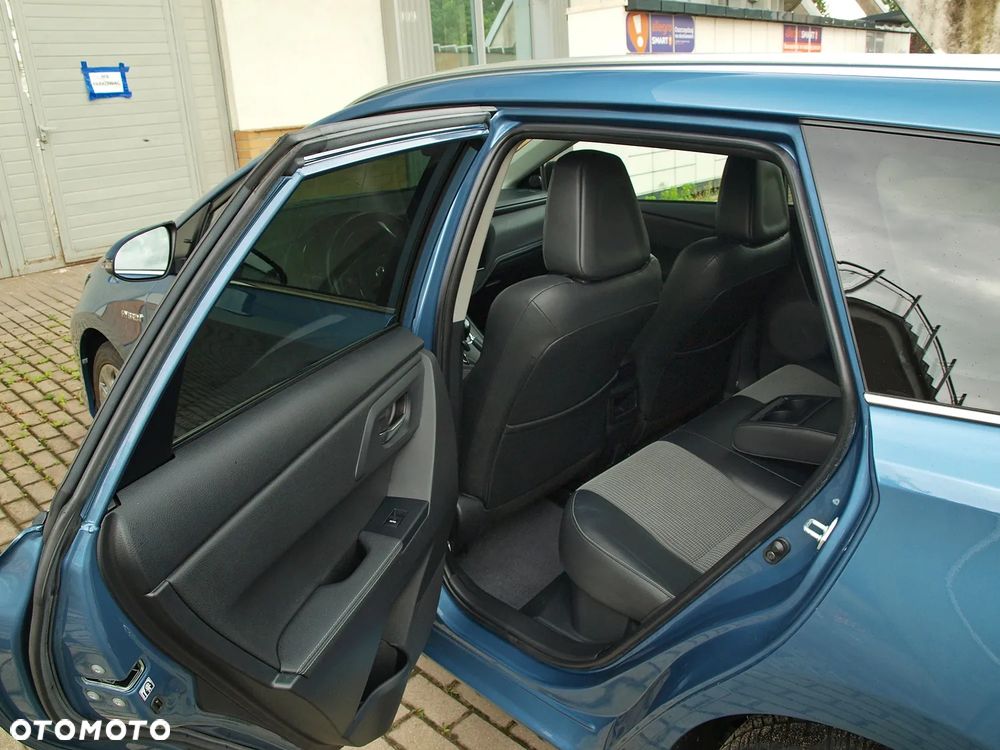 Toyota Auris - 23