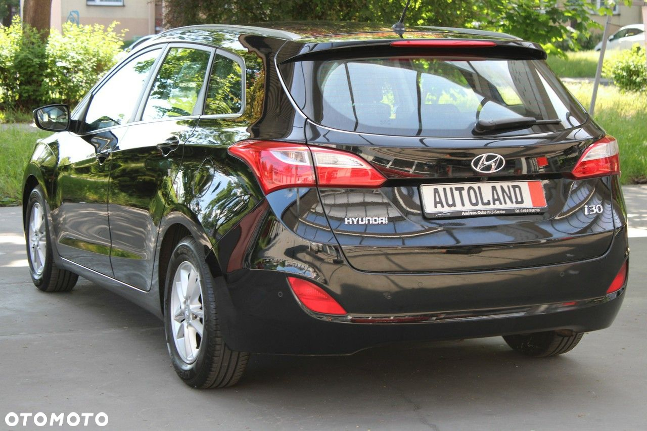 Hyundai i30 1.6 Premium - 38