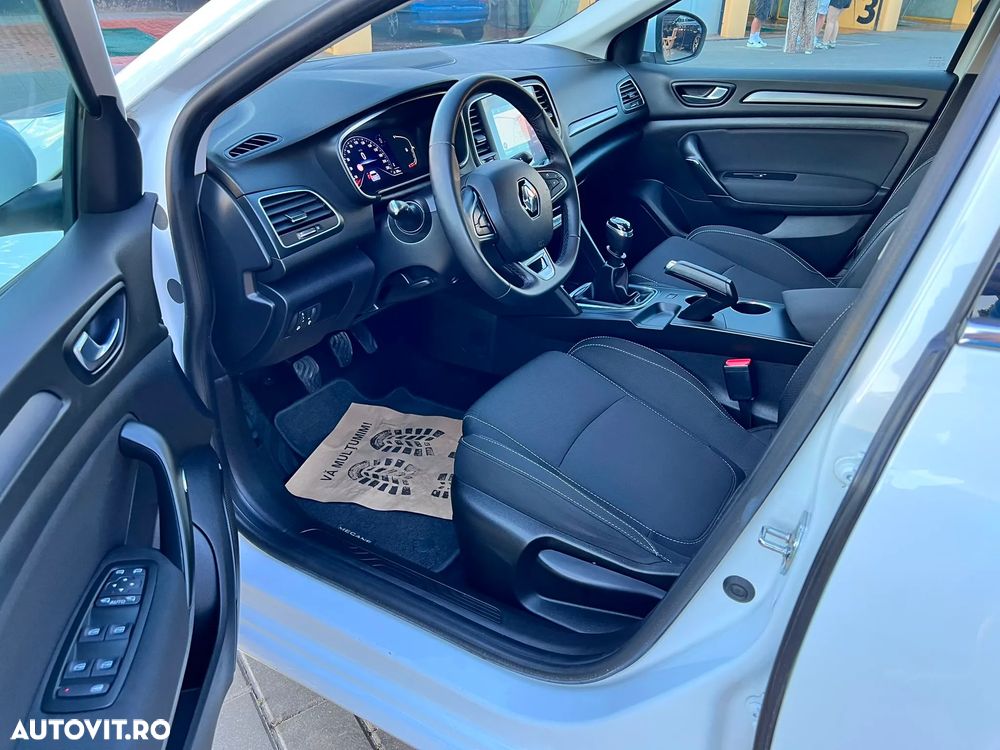 RENAULT Megane 2021 — imagine 14