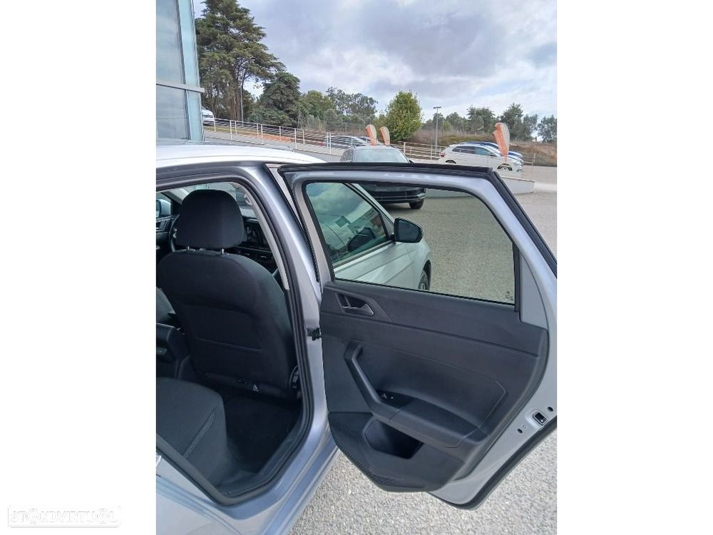 VW Polo 1.0 TSI Urban DSG - 15