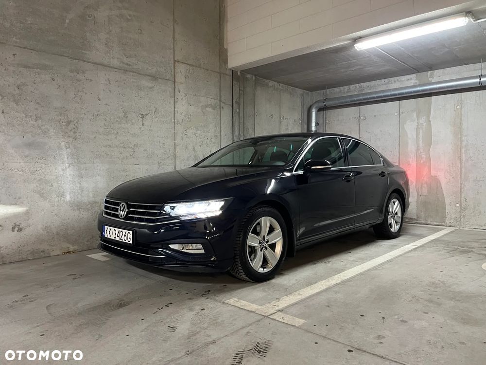 Volkswagen Passat 2.0 TSI Business DSG - 17