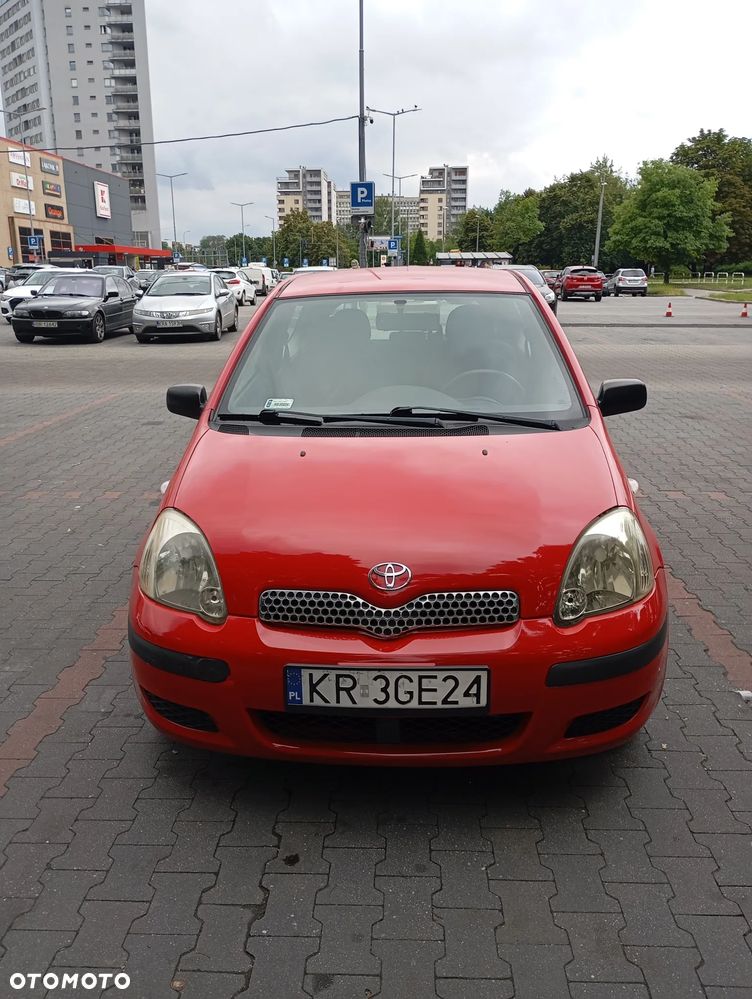 Toyota Yaris 1.0 - 4