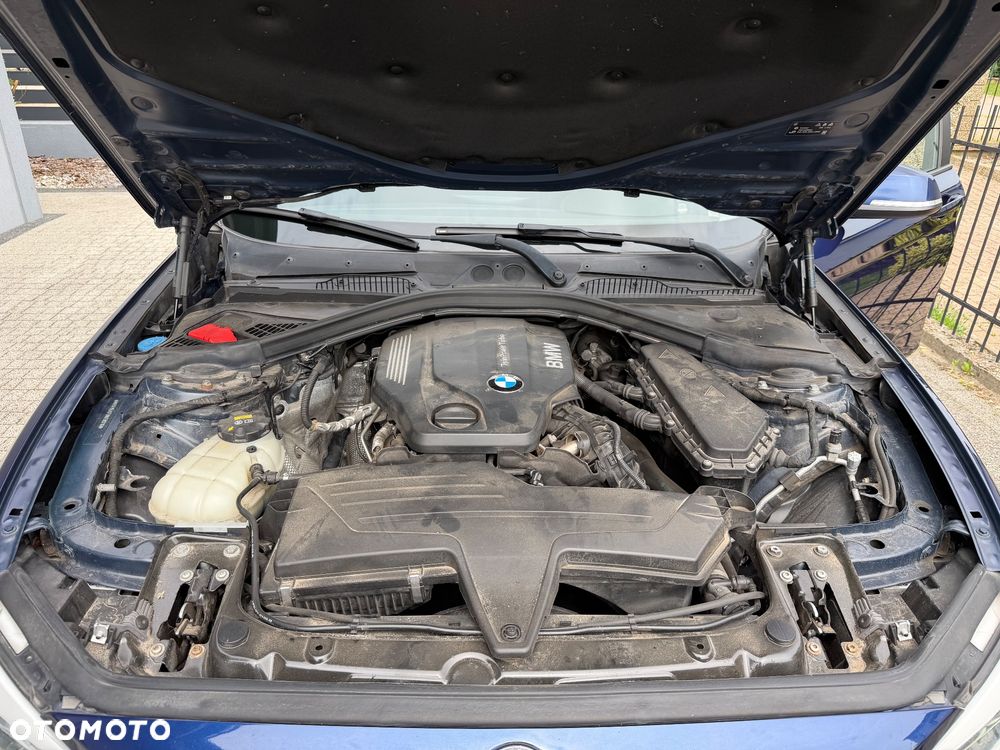 BMW Seria 1 118d - 28