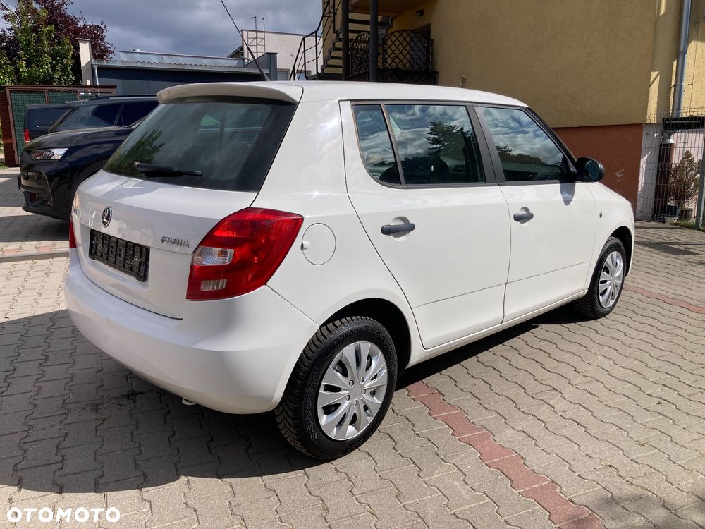 Skoda Fabia 1.2 HTP Active - 3