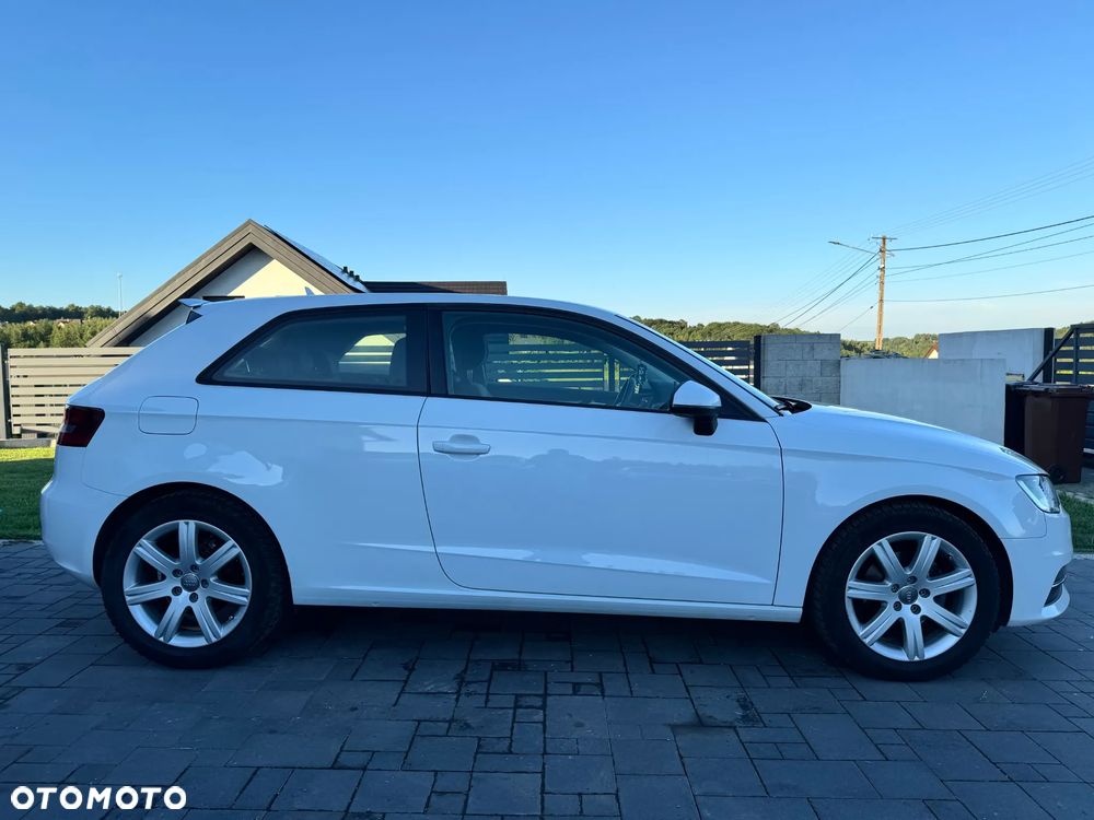Audi A3 3-drzwiowe 1.2 TFSI Attraction - 4