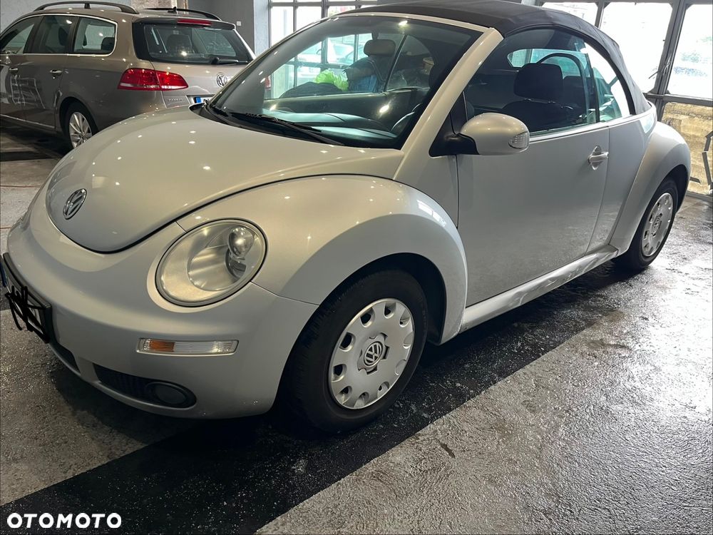 Volkswagen New Beetle - 3