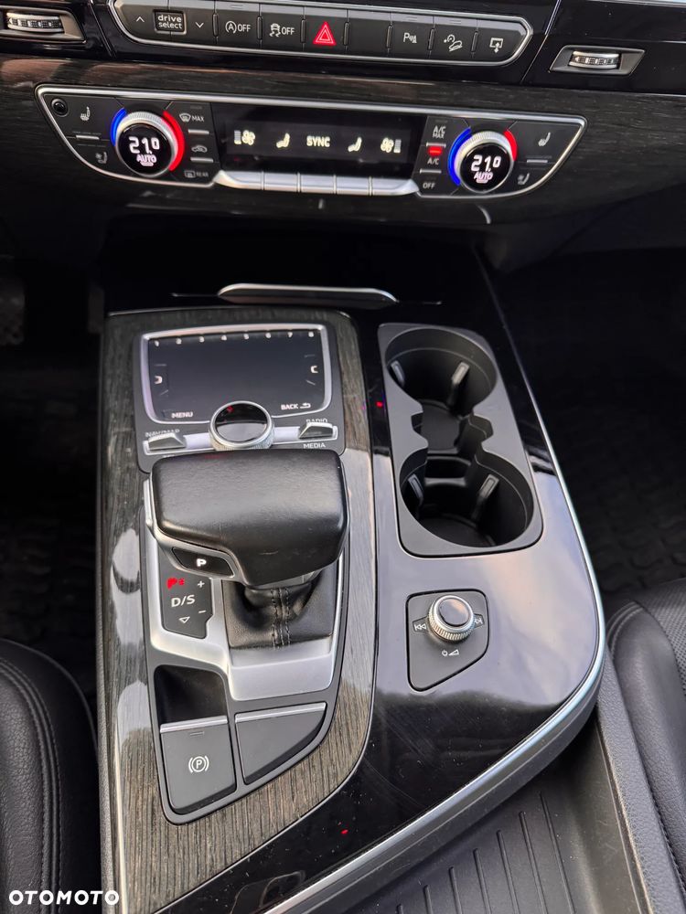 Audi Q7 - 26