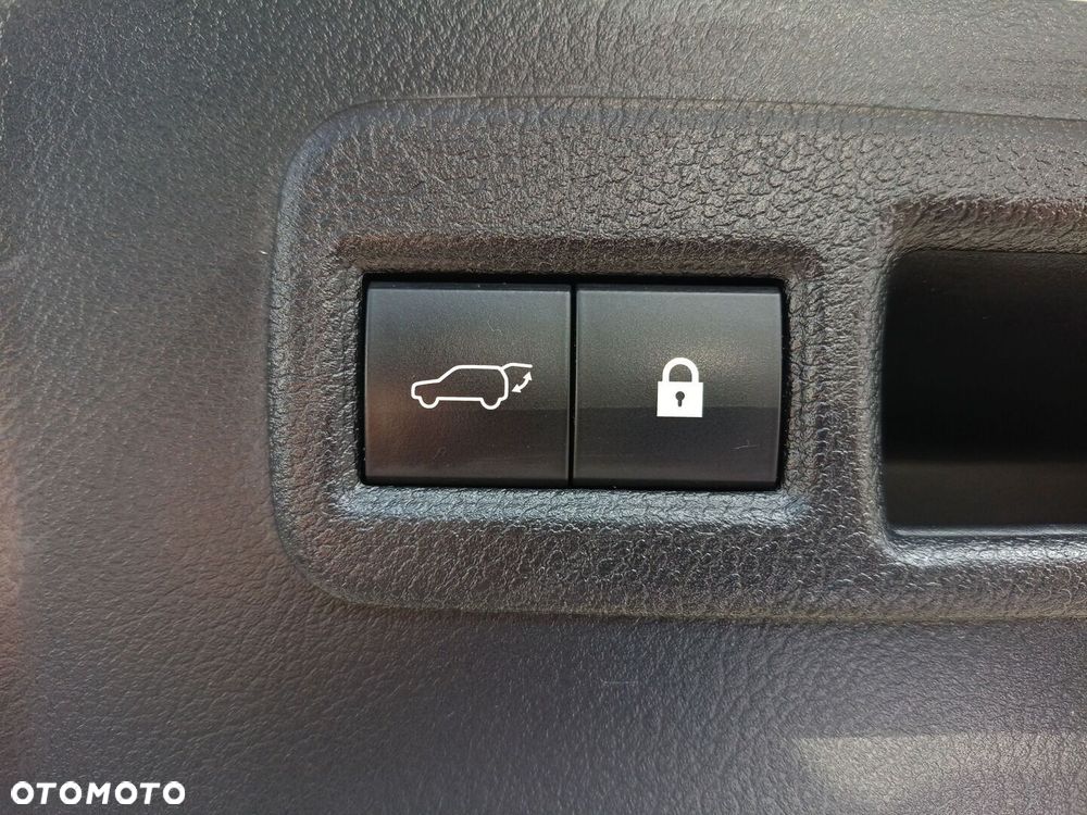 Lexus NX 300h F Impression AWD - 32