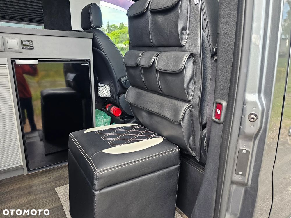 Mercedes-Benz SPRINTER - 4