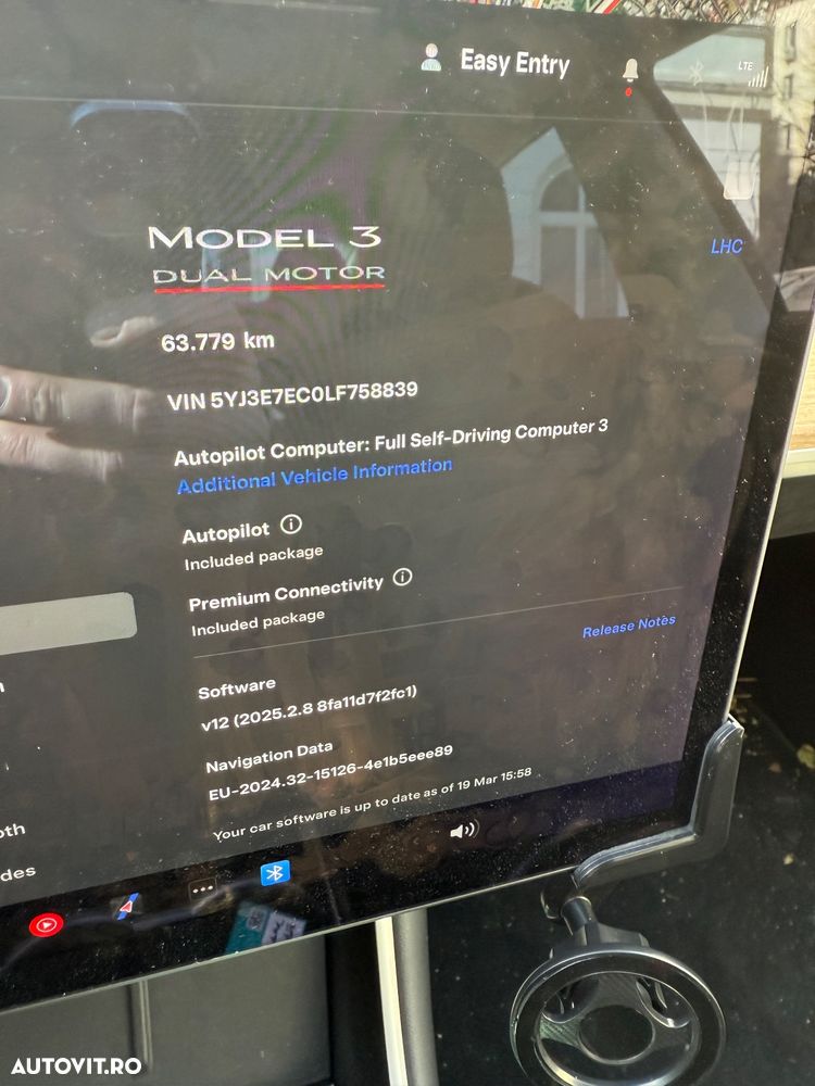 Tesla Model 3 Performance - 4