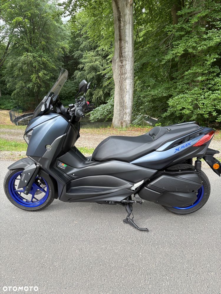Yamaha X-max - 4
