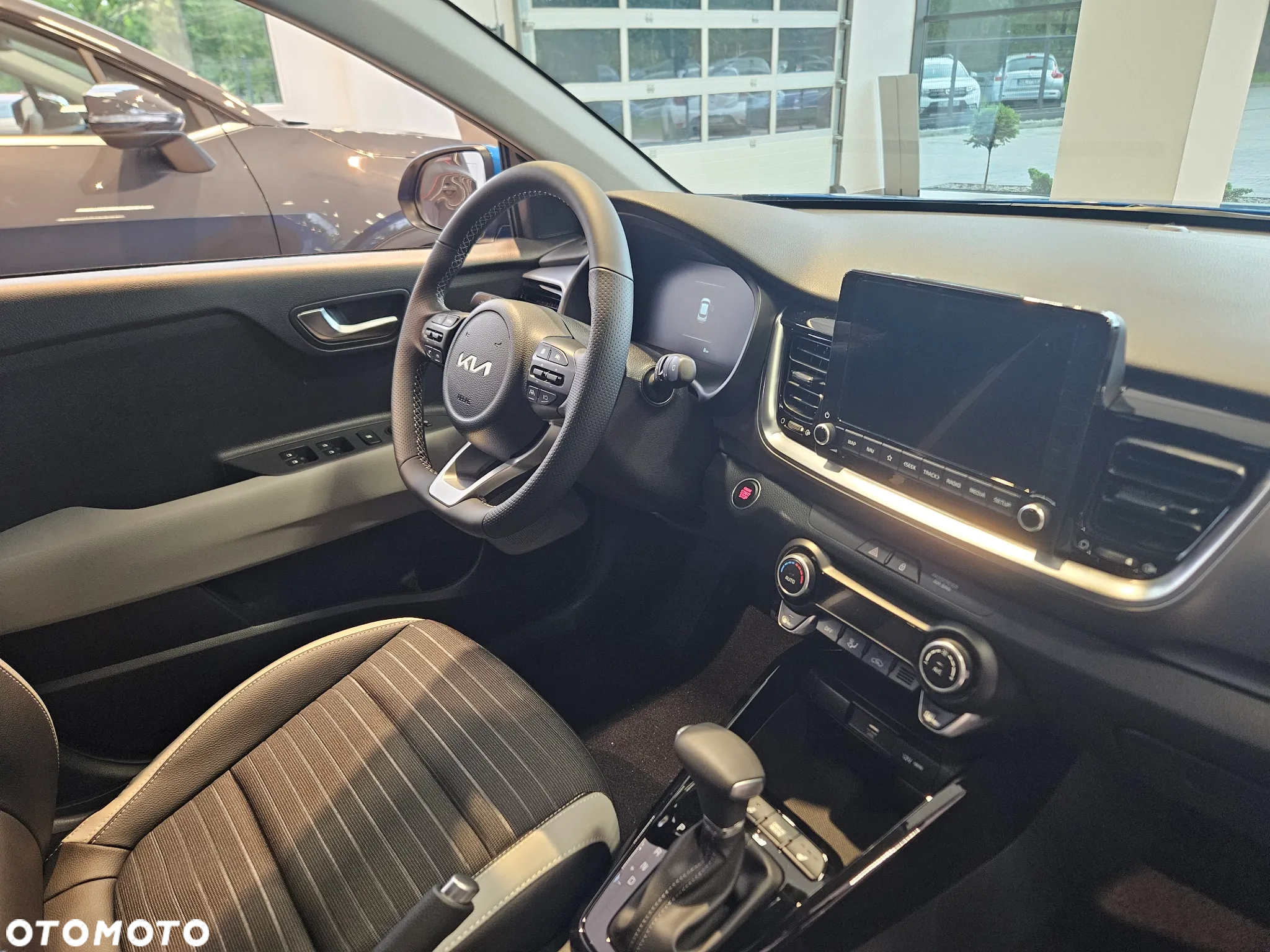 Kia Stonic 1.0 T-GDI L Business Line DCT - 8
