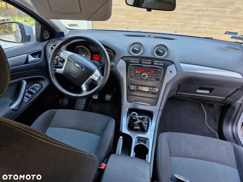 Ford Mondeo 1.6 T Trend - 11