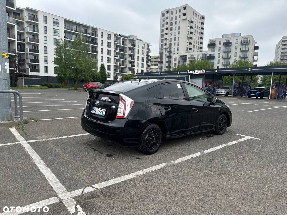 Toyota Prius 1.8 HSD Premium - 3