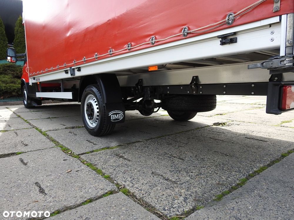 Iveco DAILY 35S18 PLANDEKA 10 PALET WEBASTO KLIMATYZACJA TEMPOMAT LEDY  180KM - 17