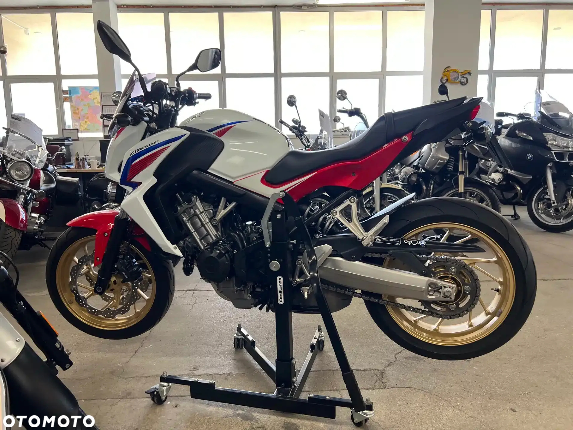 Honda CB - 31