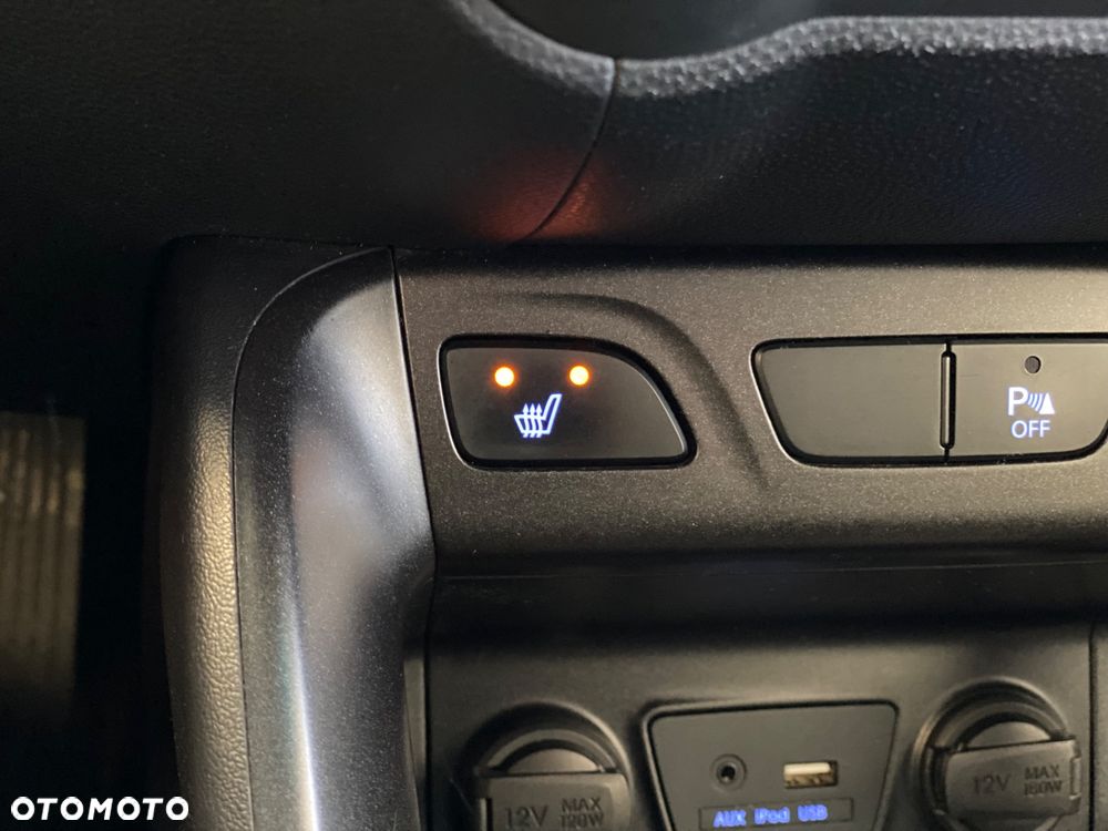 Hyundai ix35 2.0 CRDi 4WD Automatik Fifa World Cup Gold Edition - 33