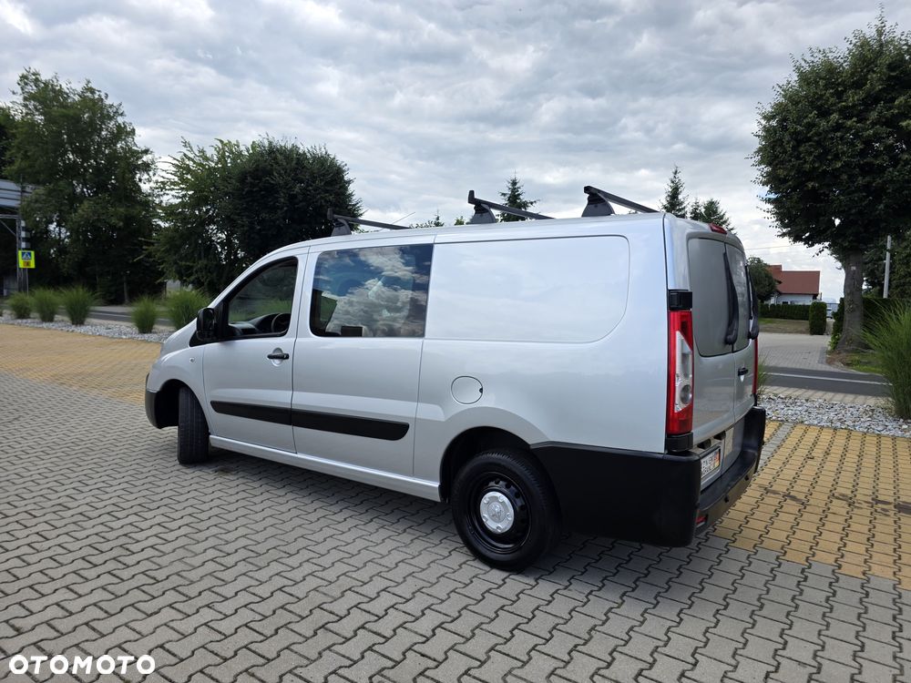 Peugeot Expert - 8