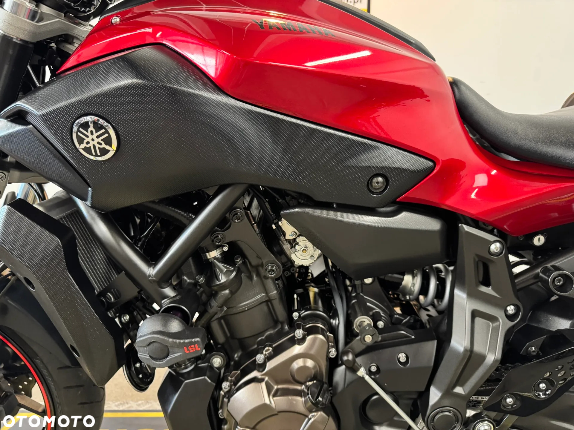 Yamaha MT - 19