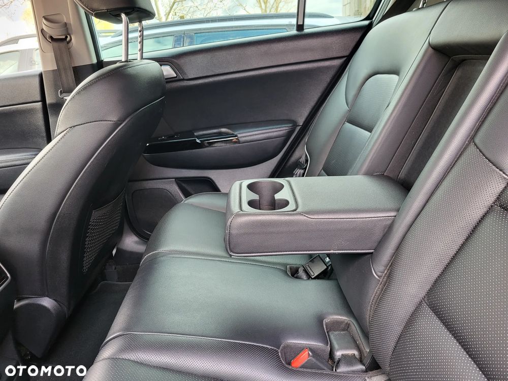 Kia Sportage - 25