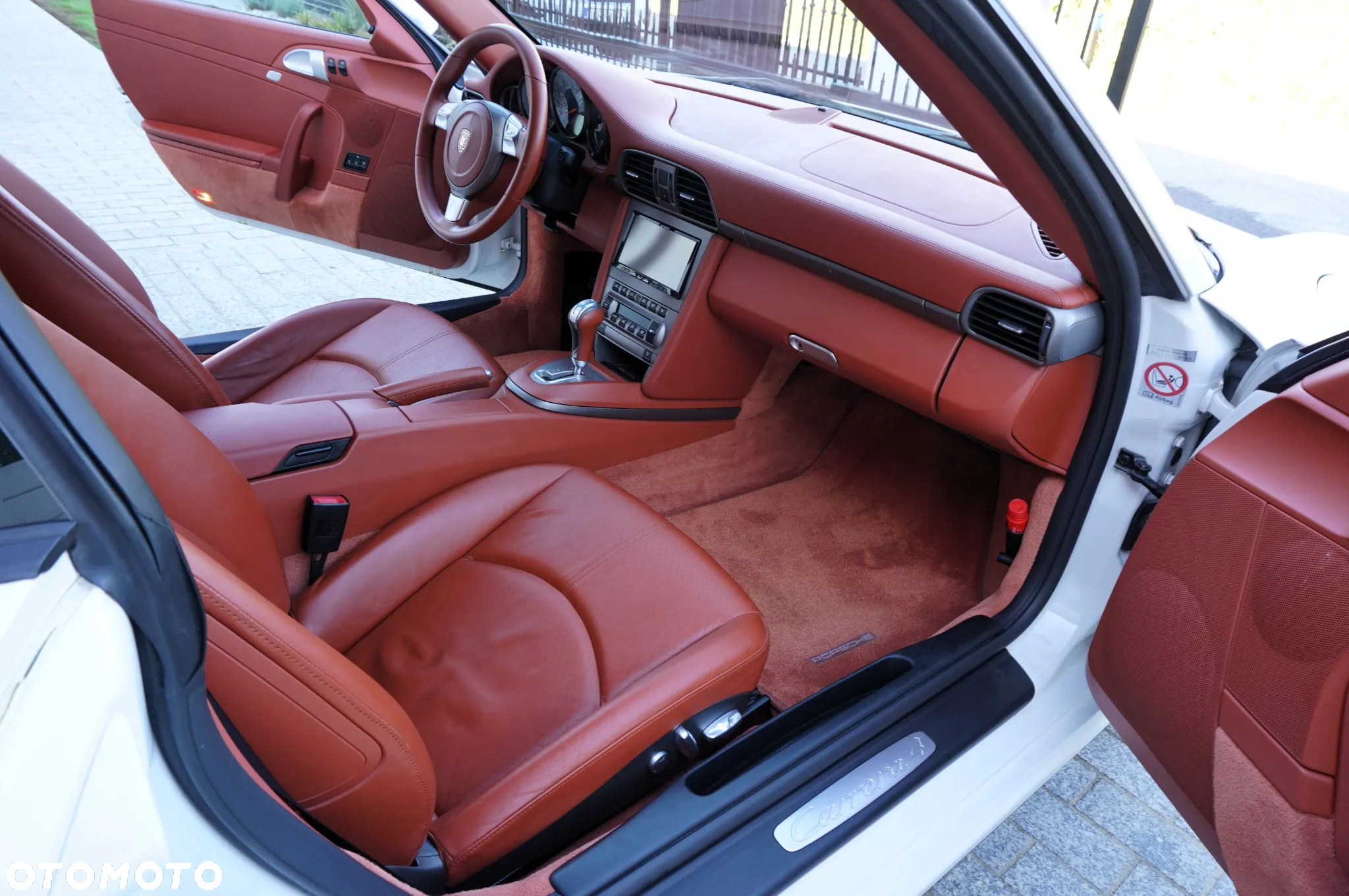 Porsche 911 Carrera 4 Tiptronic S - 22