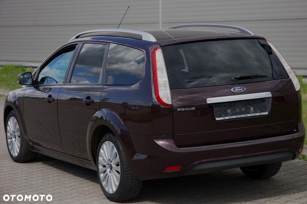 Ford Focus 1.6 Titanium - 12
