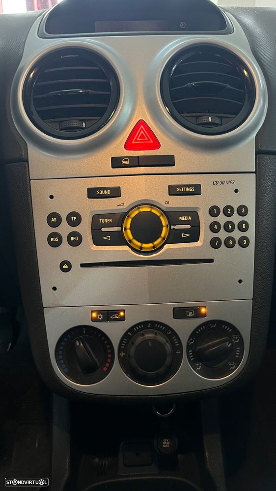 Opel Corsa 1.3 Ctdi Van Ar condicionado - 10