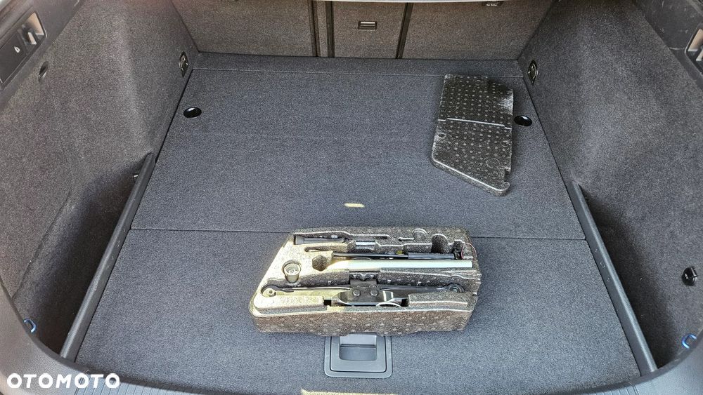 Volkswagen Golf Variant 1.4 TSI BMT Comfortline - 10