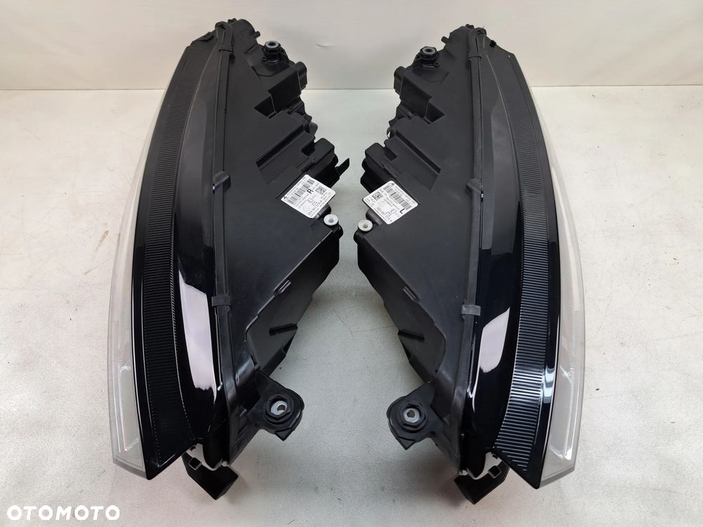 SKODA OCTAVIA IV 4 FULL LED LAMPA PRZÓD LEWA + PRAWA 5E4941015A 5E4941016A - 6