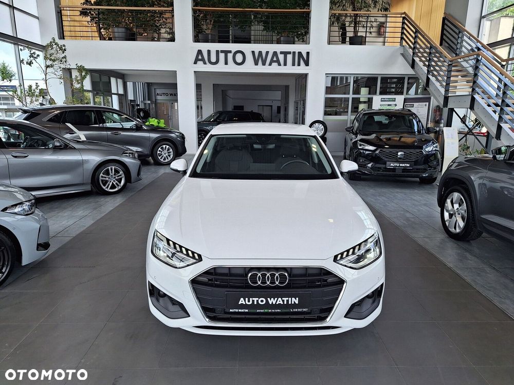 Audi A4 Limousine - 9