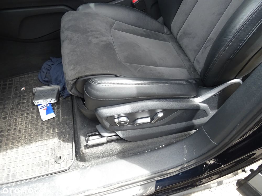 Fotele Kanapa Boczki Skora Alkantara 7 osob Audi Q7 4M czesci - 2