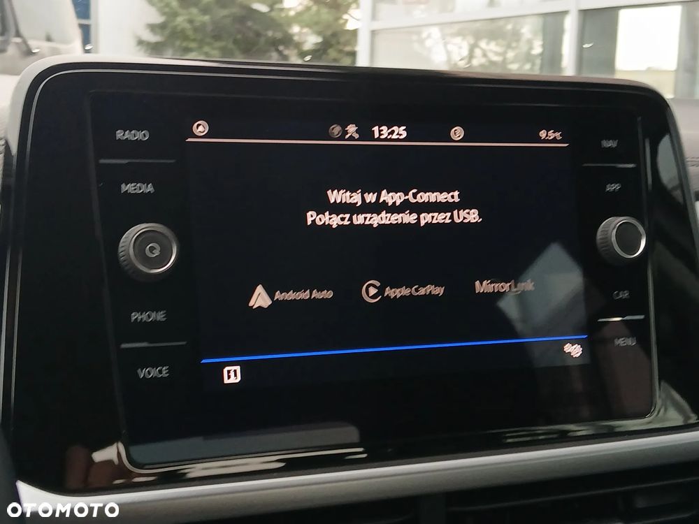 Volkswagen T-Roc 1.5 TSI Life - 17