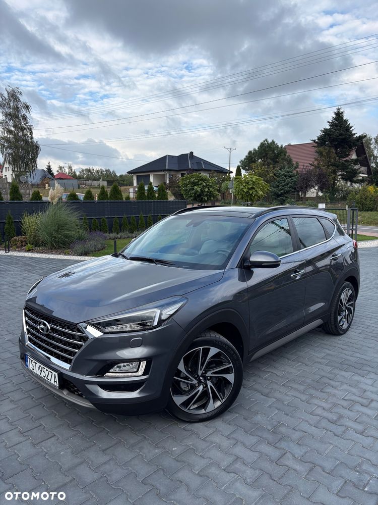 Hyundai Tucson - 2