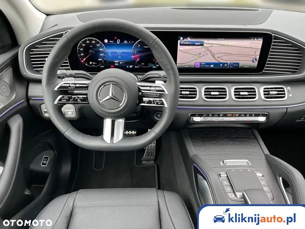 Mercedes-Benz GLS - 8