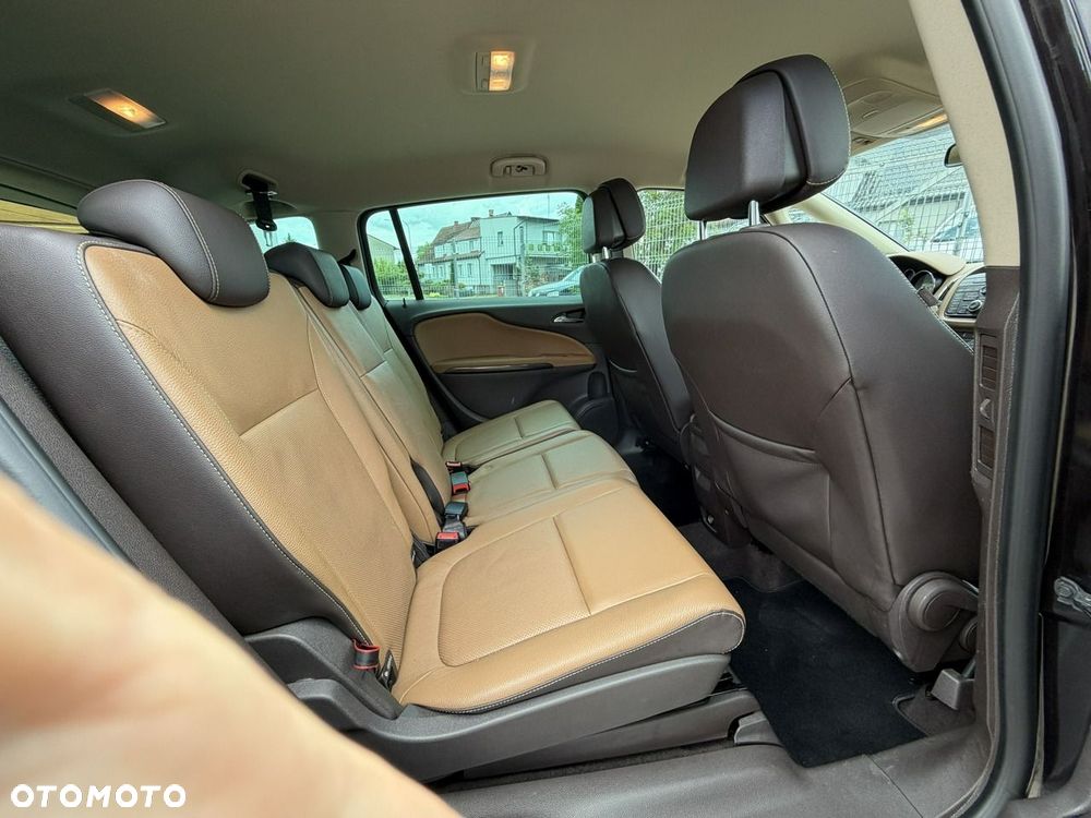 Opel Zafira - 12