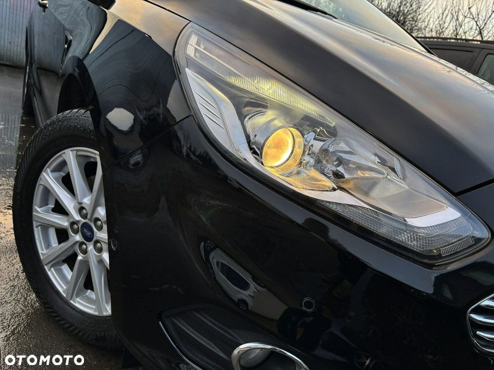 Ford S-Max 2.0 TDCi Titanium - 34