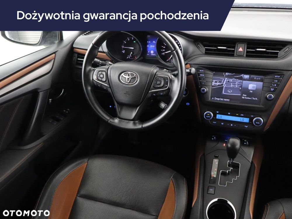 Toyota Avensis - 9