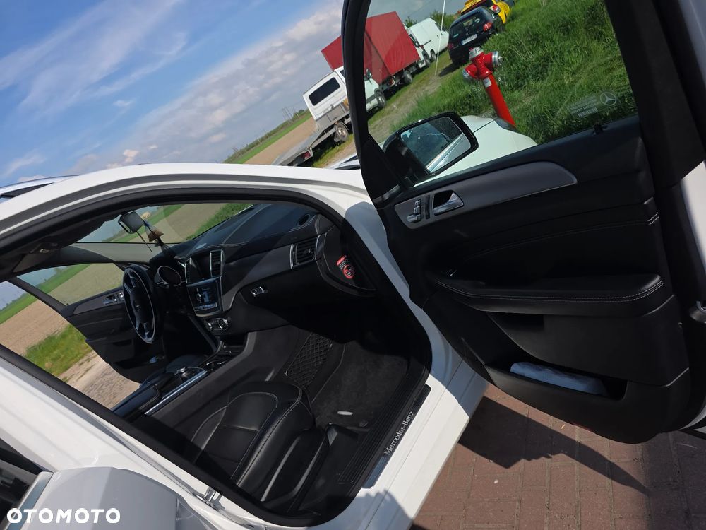 Mercedes-Benz ML 350 BlueTEC 4MATIC 7G-TRONIC Edition 1 - 10