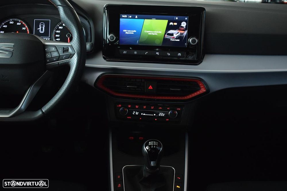 SEAT Arona 1.0 TSI FR - 33