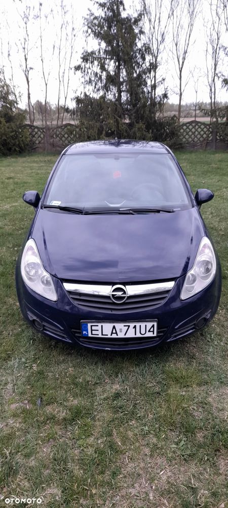 Opel Corsa 1.2 16V Essentia - 2