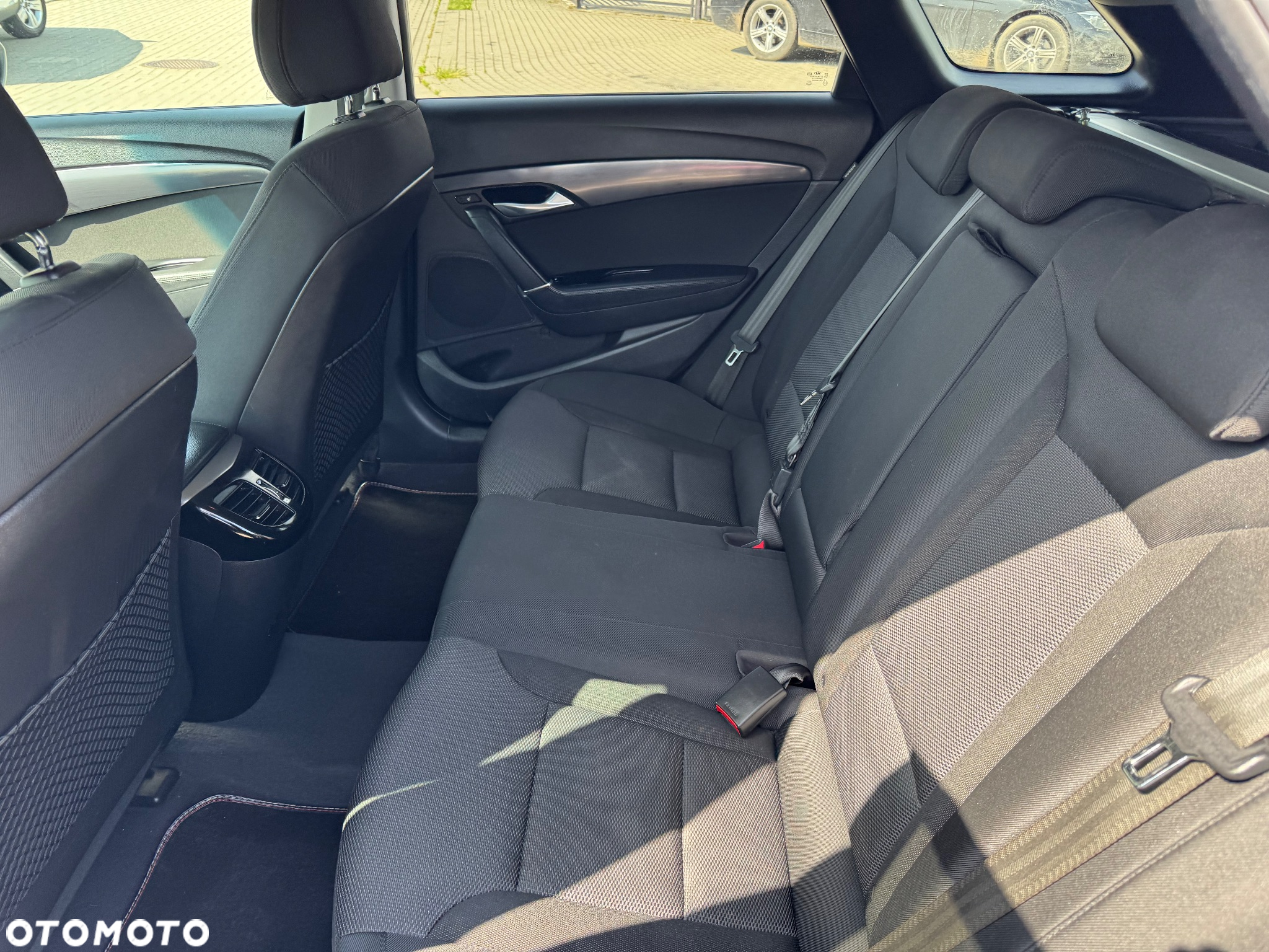 Hyundai i40 Kombi 1.7 CRDi DCT Premium - 15