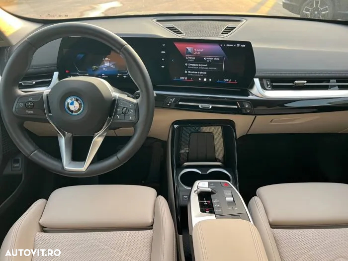 BMW iX1 xDrive30 - 13