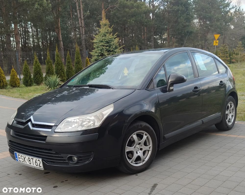 Citroën C4 1.4 16V X - 25