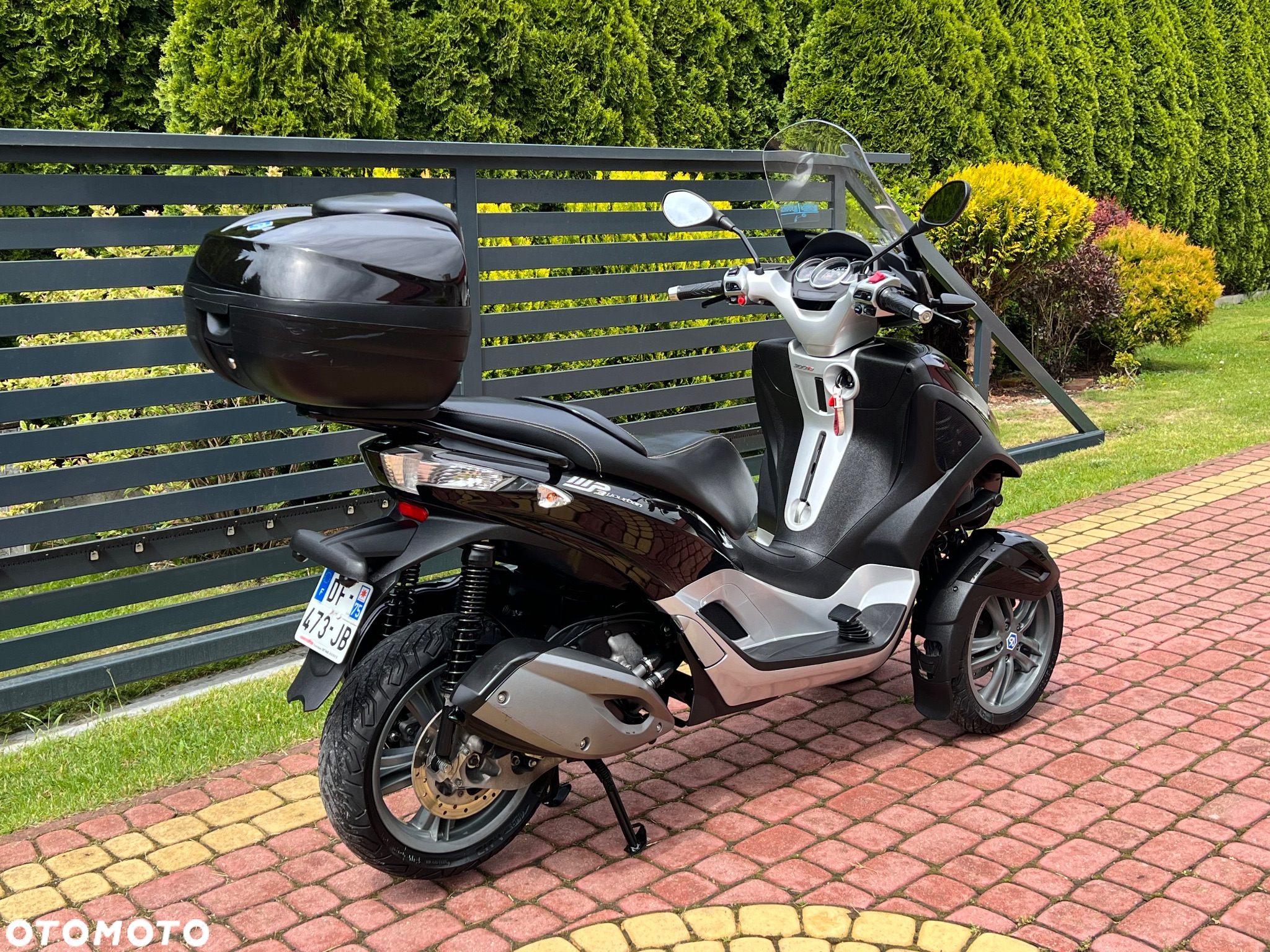 Piaggio MP-3 - 2
