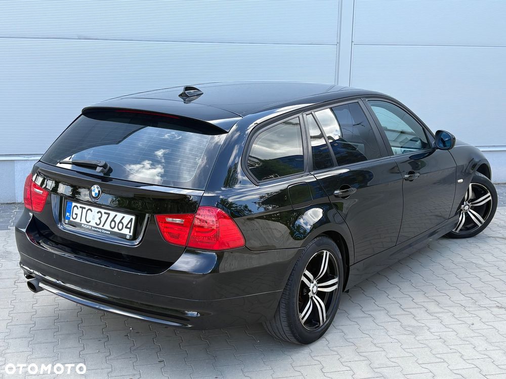 BMW Seria 3 318d DPF Edition Sport - 4