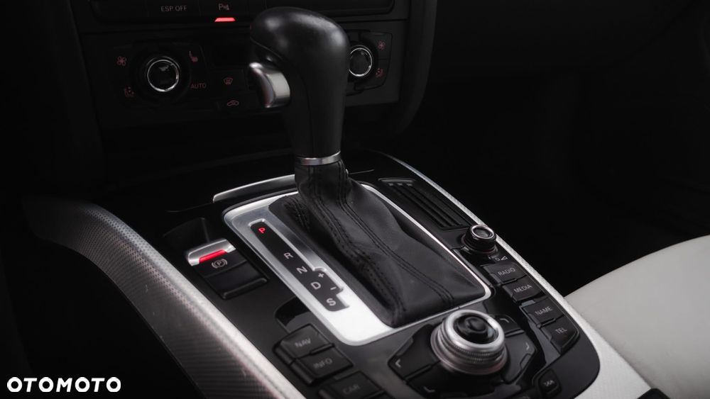 Audi A5 Coupé 2.0 TFSI quattro S tronic - 13