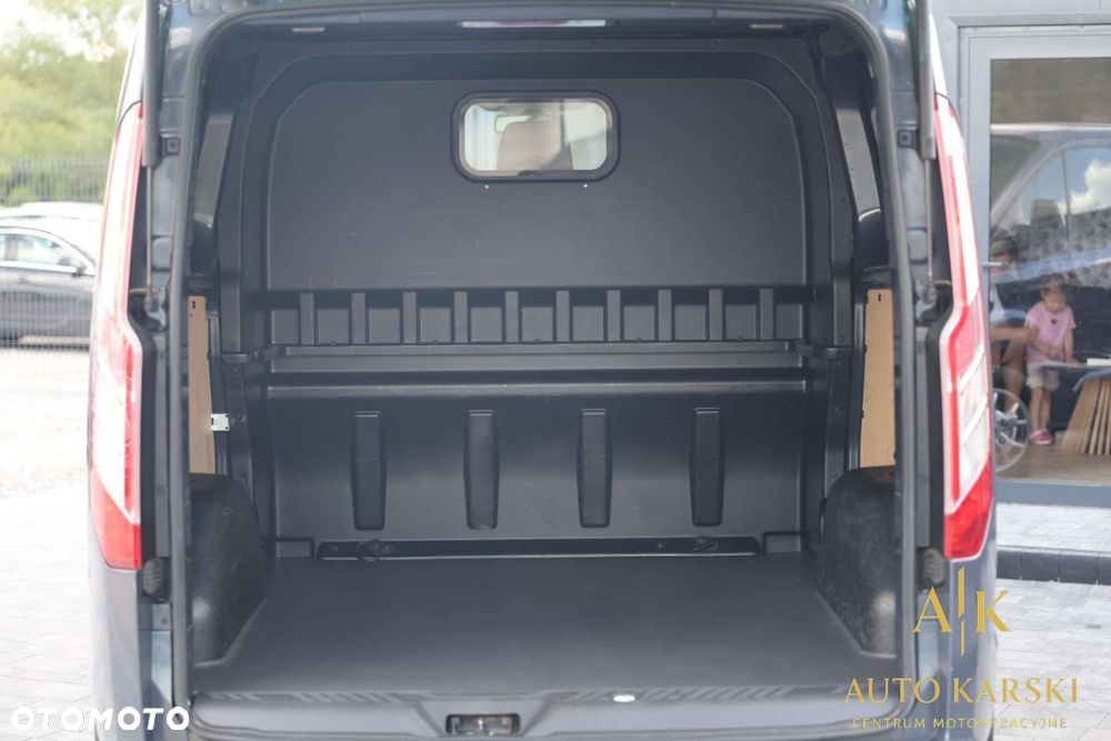 Ford Transit - 18