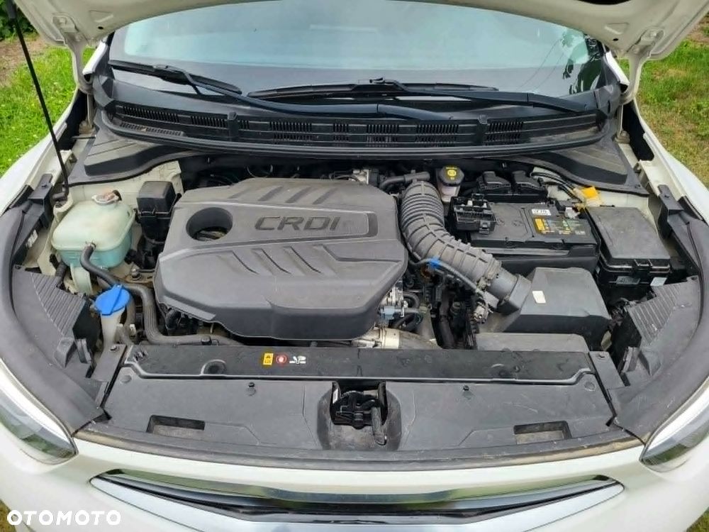 Kia Stonic 1.6 CRDi SCR L - 9