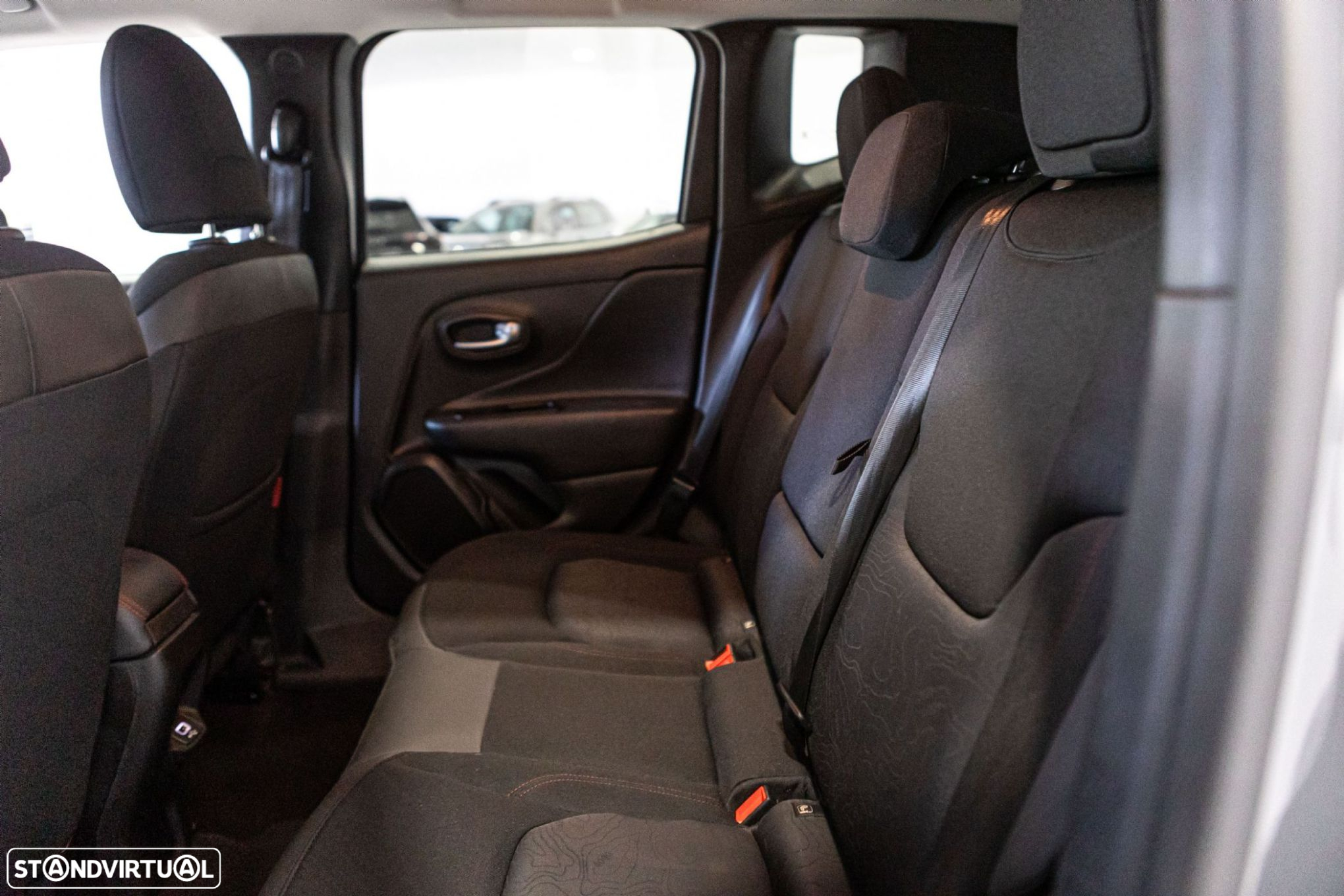 Jeep Renegade 1.3 TG 4Xe Trailhawk - 14
