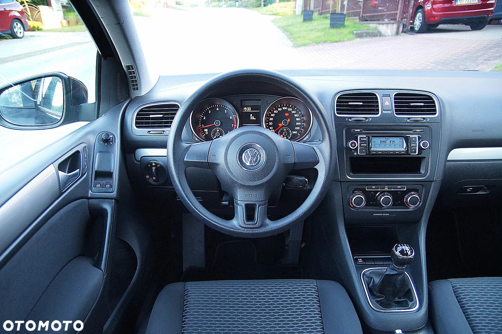 Volkswagen Golf 1.4 Comfortline - 12